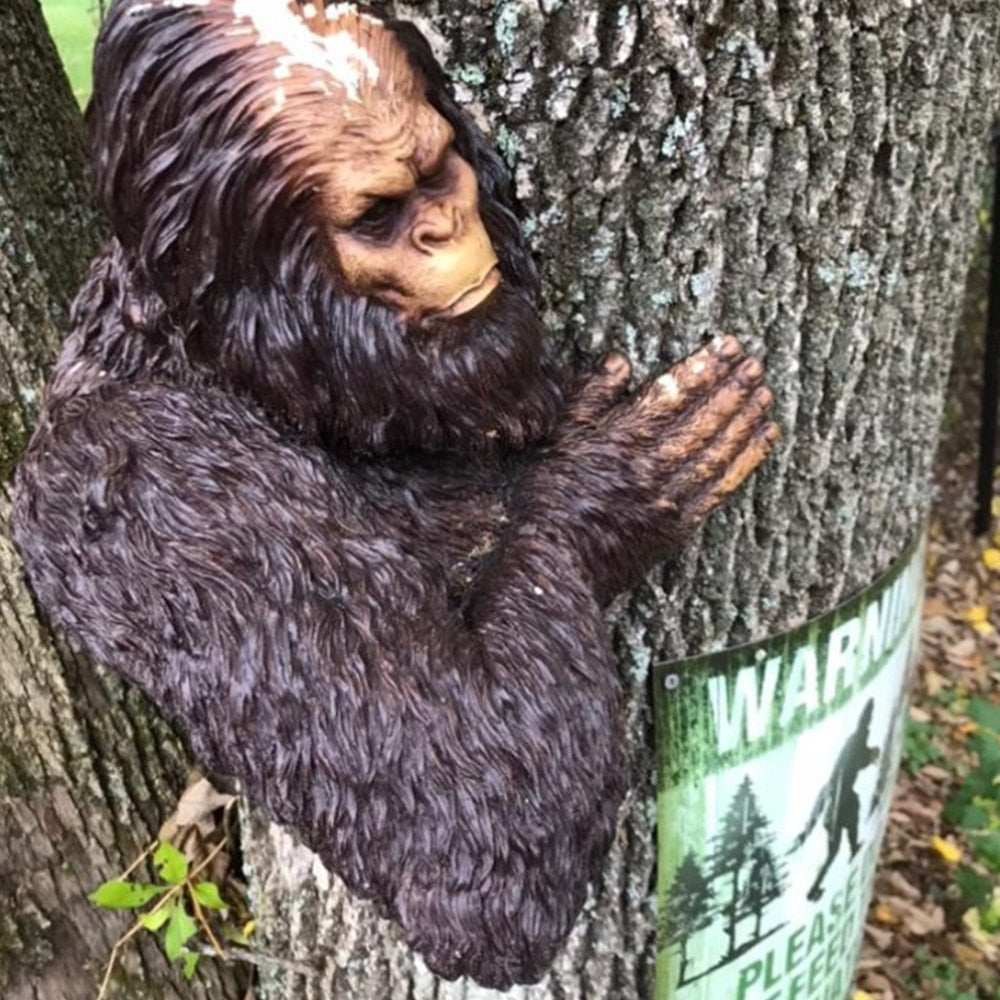 Bashful Bigfoot Tree Statue Whimsical Cartoon Orangutan Sculpture Tree Garden Yard Art Tree Garden Decoration Dropship